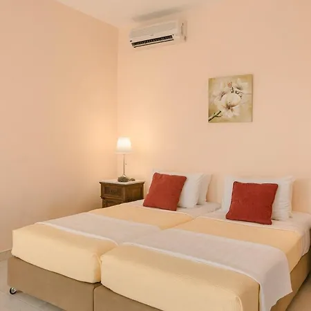 فيلة Aquamarine *