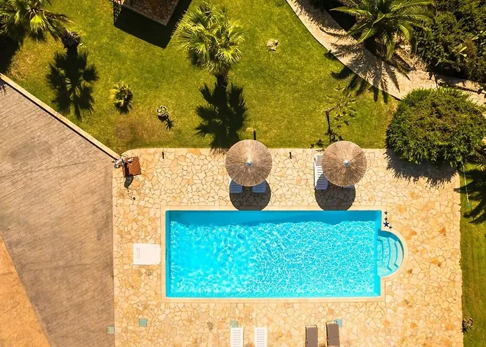 Aquamarine Kounopetra